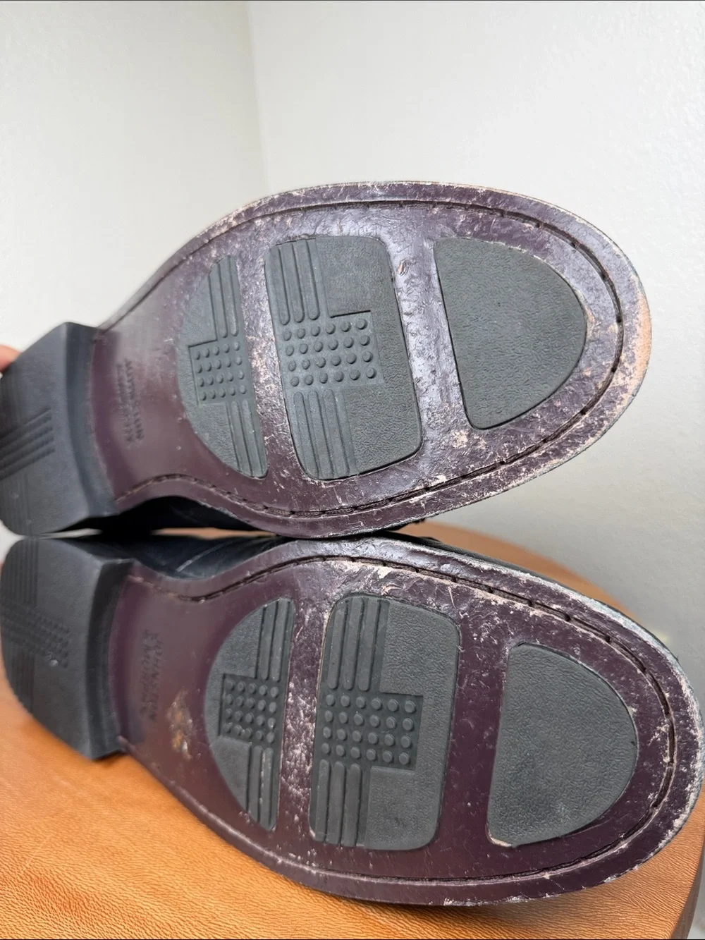 Johnston Murphy Loafers Black Leather Tassel Kiltie Apron Round Toe Shoes 9.5M